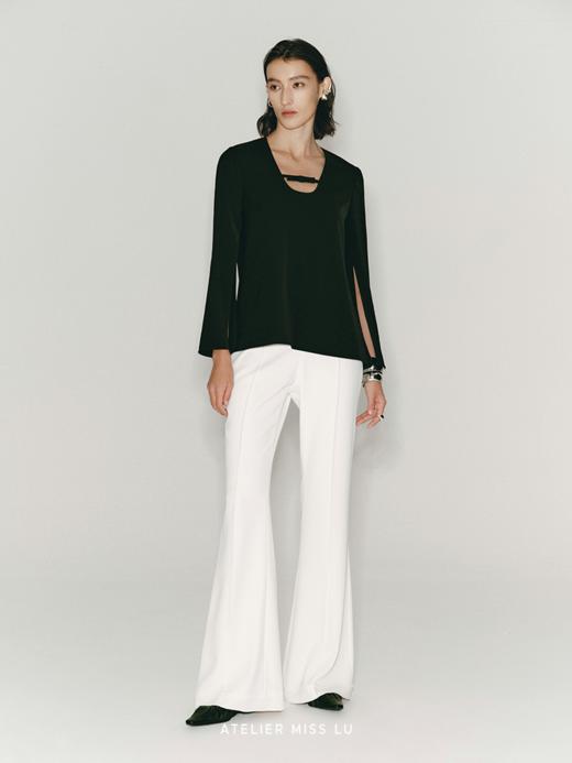 【午夜探戈】蝴蝶细结U形领开衩飘袖上衣 商品图1