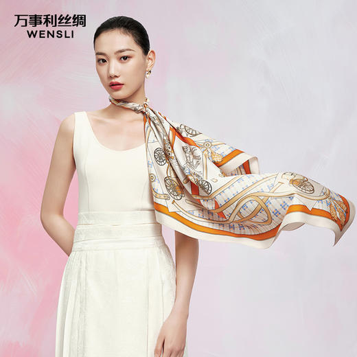 万事利“绣马金车”88厘米双面印花大方巾 商品图0