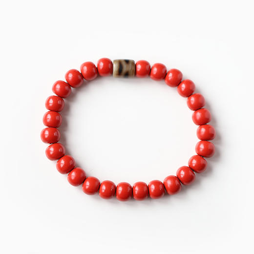 米马原创设计 化太岁
高含量95%及以上朱砂天珠手串 满满正能量获得平静和智慧 商品图5