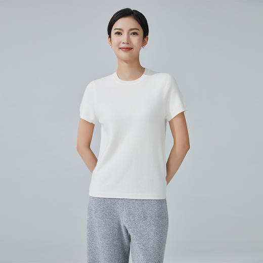 东黎 • 小山羊绒女士秋冬圆领修身短袖 3494 商品图1
