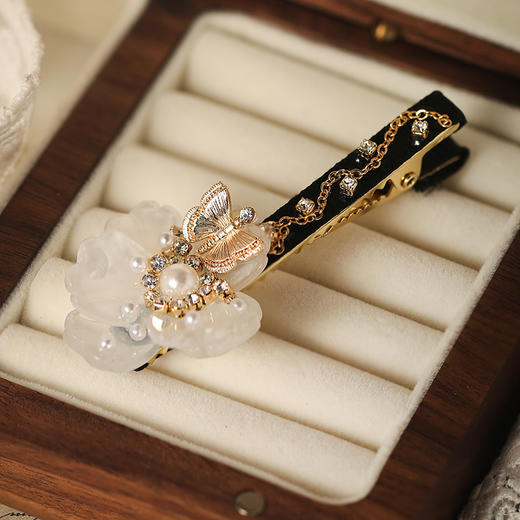 Manreya玛芮雅“山茶甜心”水晶发夹 商品图5