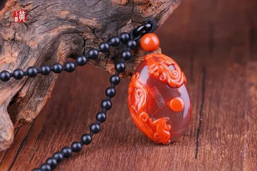南红【龙凤】吊坠 配精美编织挂绳 商品图0