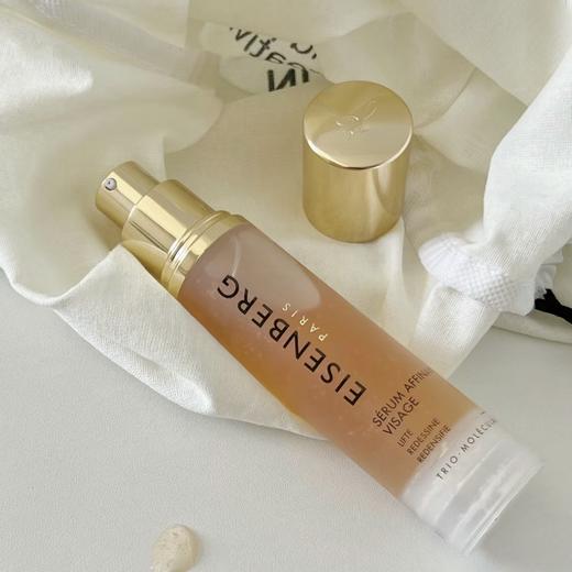 终于有货了！薇薇亲测有用的瘦脸精华❗️！！‎章小蕙都说它是“⁠最上镜奖”⁥🎬！抢到一批中样真香价格，快冲💨这次是礼盒装！自用送礼都好！ 商品图1