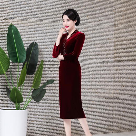 加绒加厚时尚修身丝绒旗袍改良气质修身中长款HYX7393 商品图1
