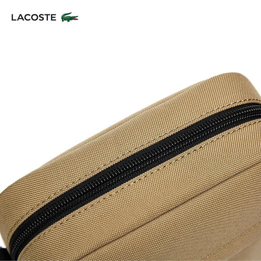 【海南专供价】Lacoste法国鳄鱼男包新款时尚百搭复古斜挎包NH4102NE 商品图3
