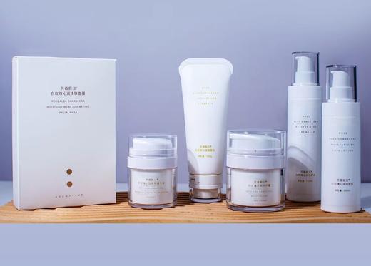 【新品上市】芳香假日 白玫瑰沁润护肤系列 全家福6件套 （面膜+水+精华+乳+霜+洁面） 商品图0