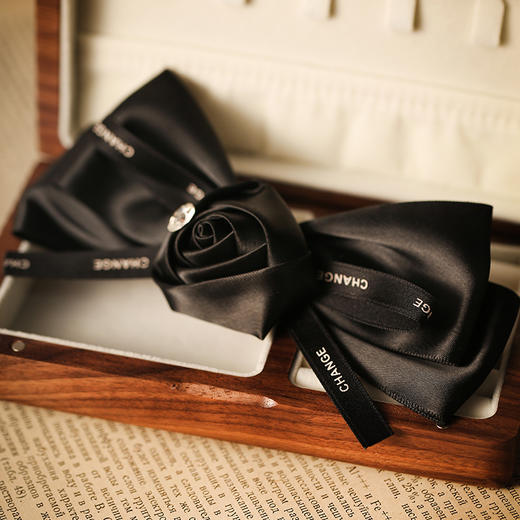 Manreya玛芮雅小香风黑色缎带发夹 商品图3