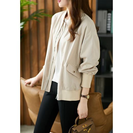 61515原形休闲短外套女设计感2024秋季新款棒球服韩版宽松短款夹克上衣 商品图4