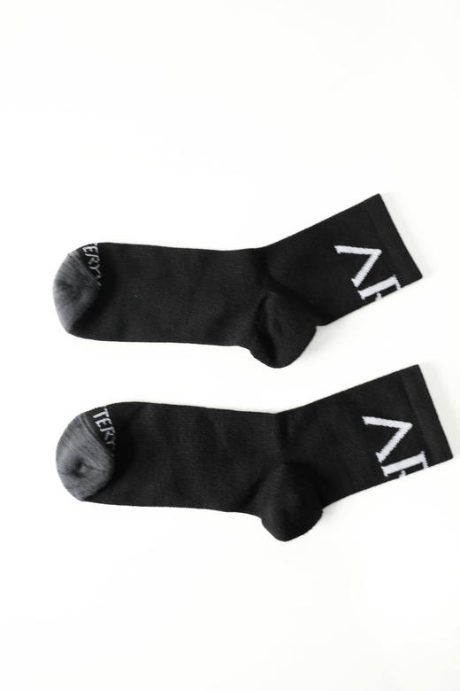 真的好穿！！200大洋一双の户外美利奴羊毛袜黑金山系袜子A011966 商品图13