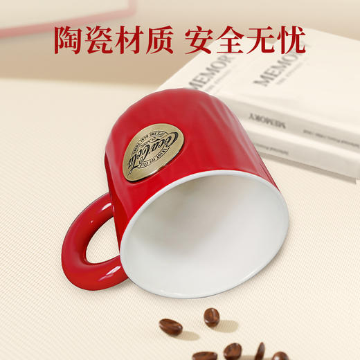 NONOO×可口可乐联名款 徽章马克杯  高颜值陶瓷杯 质感高级 商品图2
