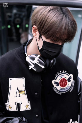 棒球服太酷了吧