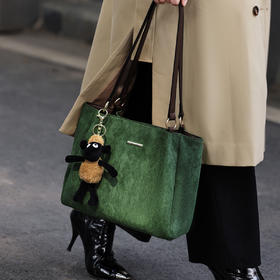 Safiya/索菲娅2024新款爆款绿色时尚大容量托特包女士单肩包斜挎包 SF9151107Y