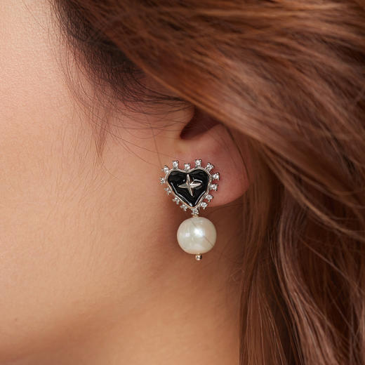 Manreya玛芮雅“暗黑甜心”淡水珍珠耳环 商品图5