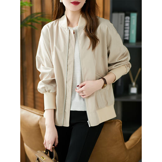 61515原形休闲短外套女设计感2024秋季新款棒球服韩版宽松短款夹克上衣 商品图3