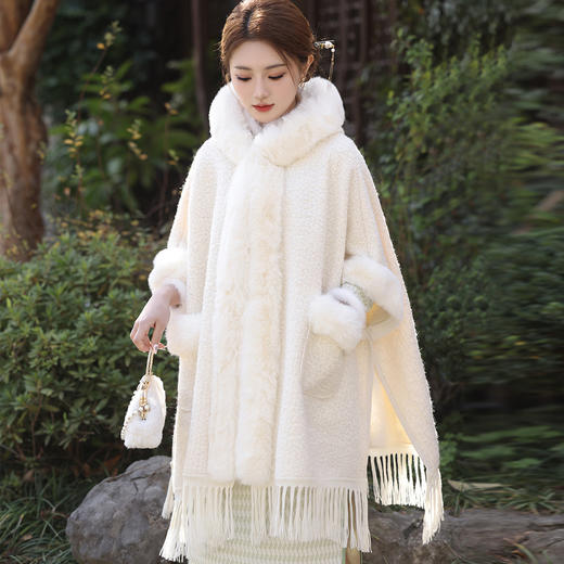 冬款古风披肩，新年大毛领纯色外套加厚保暖斗篷流苏外搭MLS-135 商品图0
