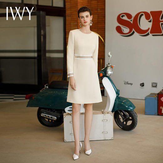 IWY/小香风米色西装裙女新款职业连衣裙气质通勤工装裙Q1047 商品图4