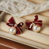 Manreya玛芮雅“午后红茶”红色蝴蝶结贝珠耳钉 商品缩略图2