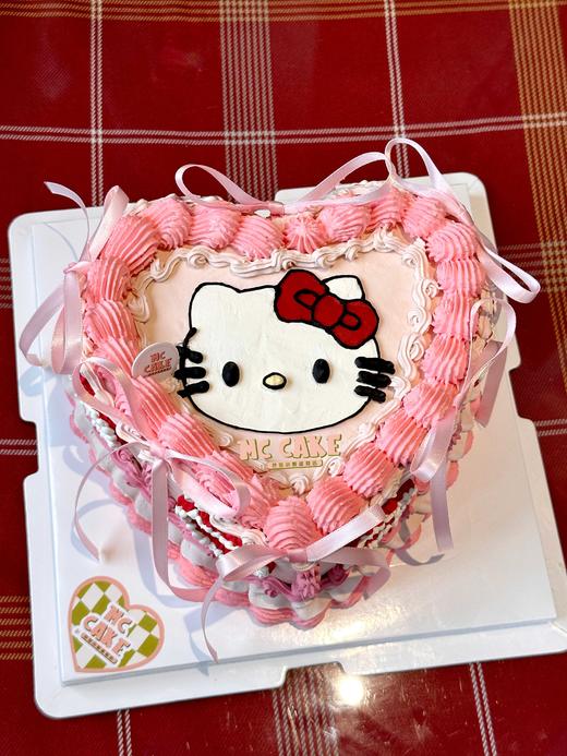 手绘kt猫爱心桃裱花蛋糕 商品图1