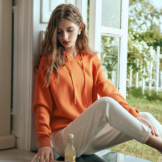 OLrain欧芮儿桔色连帽针织衫女早春2024年新款修身百搭薄款套头衫 商品图1