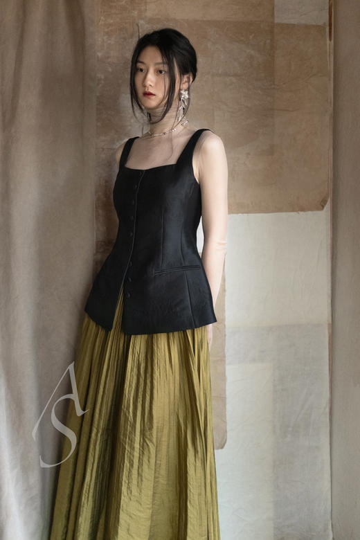 Mark Kenly Domino Tan  黑色TOVA肌理感系扣马甲 商品图4