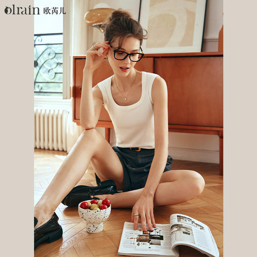 OLrain欧芮儿米白色背心吊带女秋冬2023年新款修身方领针织上衣 商品图1