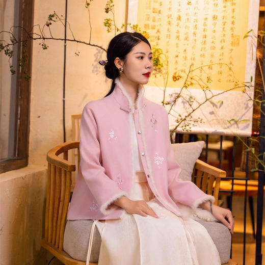 新中式刺绣复古改良旗袍外套 商品图3