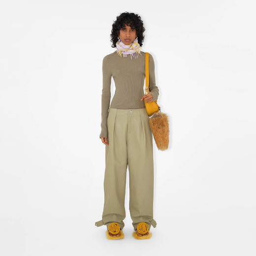 【二】BURBERRY 巴宝莉 女士格纹羊绒围巾 格子 8079556 B7312 商品图3