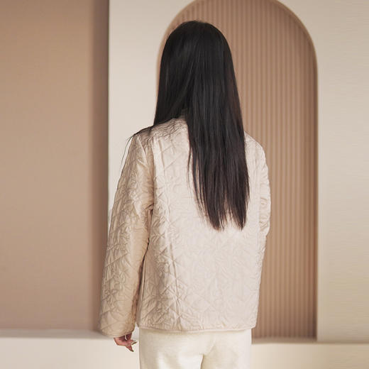 金三塔桑蚕丝填充 真丝保暖长袖棉袄女 丝绵绗缝上衣 外套   NSFDD737 商品图3