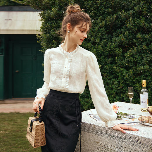 OLrain欧芮儿法式蕾丝雪纺衫女春季2024新款浪漫荷叶边长袖衬衫 商品图1