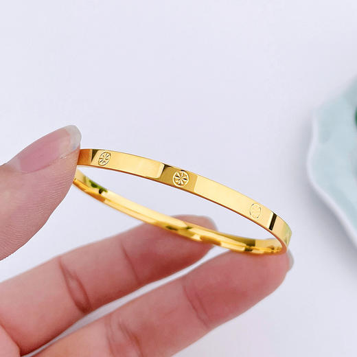 【限时克减150元】足金999.9实心固口镜面金螺丝纹手镯米字纹手镯（面宽约3.8-4.2mm，厚度约1.5mm）(ANWZSZ00014-2)（预售产品下单后不退款不退货不换货不补差价） 商品图2