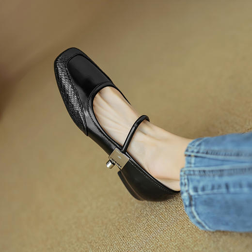 春季新款，真皮拼色浅口低跟单鞋HB-1021 商品图9