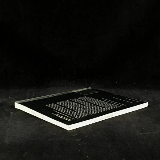 威廉·莫里斯与莫里斯公司纺织品图集，1861-1940 88幅插图（24幅彩色） 平装18开 商品图2