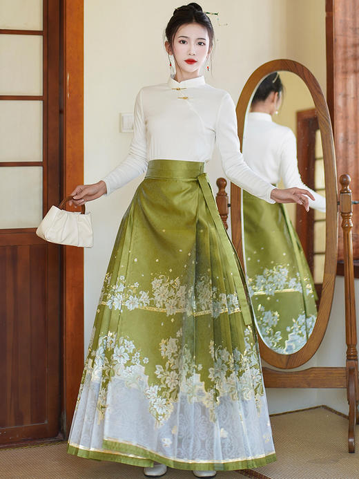 ZFN3911新款2024年春季新中式复古立领长袖打底衫重工织金国风马面裙 商品图4