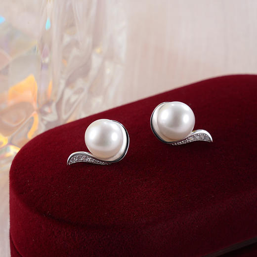 子佩集S925银珍珠耳钉【EM1011-XF】2401 商品图0