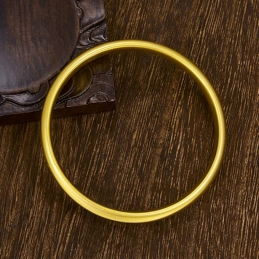 【限时克减150元】【线上黄金屋】足金999 古法半实心(面宽约6.1-6.5mm)光圈固口手镯(UGFSZ00001)（预售产品下单后不退款不退货不换货不补差（预售产品下单后不退款不退货不换货不补差 商品图2