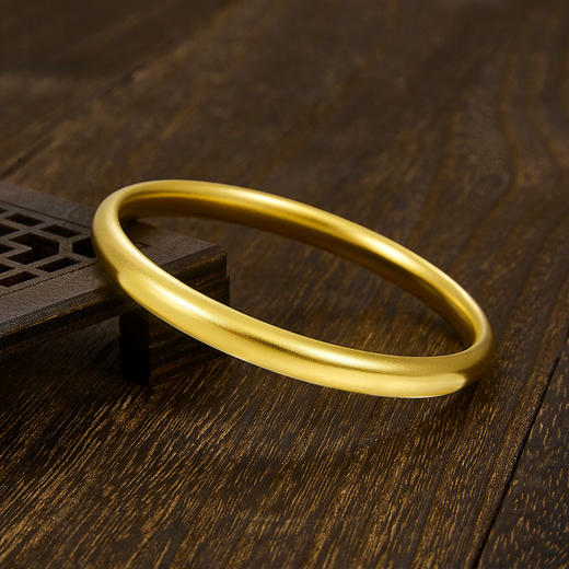 【限时克减150元】【线上黄金屋】足金999 古法半实心(面宽约6.1-6.5mm)光圈固口手镯(UGFSZ00001)（预售产品下单后不退款不退货不换货不补差（预售产品下单后不退款不退货不换货不补差 商品图1