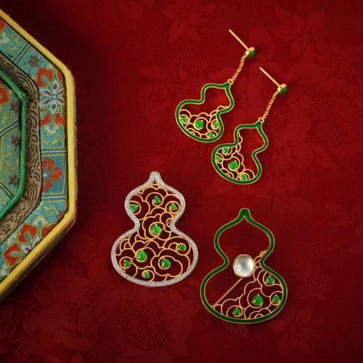 龢盒原创 18k金镶翡翠葫芦珐琅胸针/耳饰套 胸针耳环 商品图0