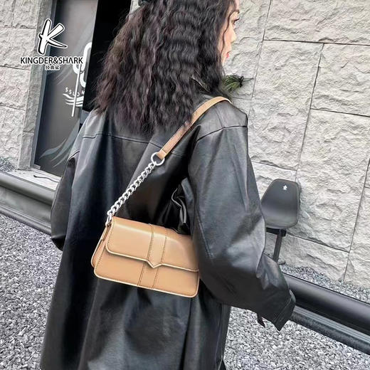 2024经典鲨春季新款法式时尚百搭法棍女士斜挎波KGB53-D192991 商品图5