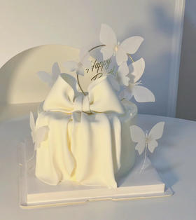 白色翻糖蝴蝶结