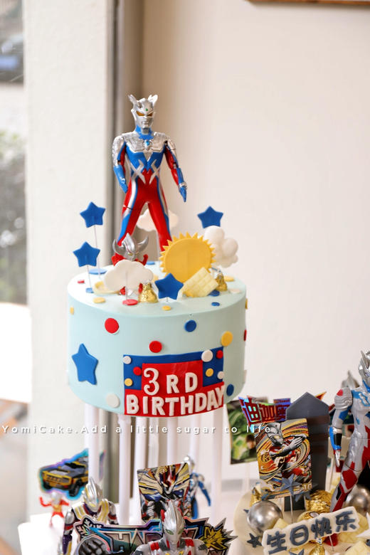 奥特曼星球（原图为正常授权奥特曼人偶，人偶影响蛋糕整体价格，人偶可更换） 商品图1