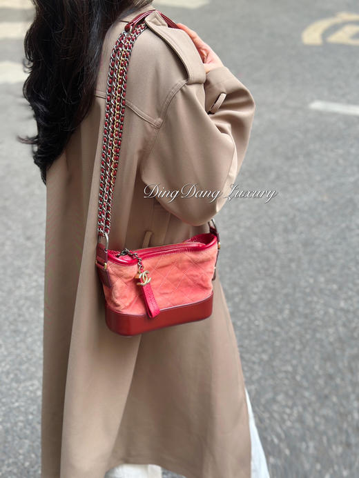 Chanel 西瓜红 麂皮拼皮 小号 流浪包 商品图1
