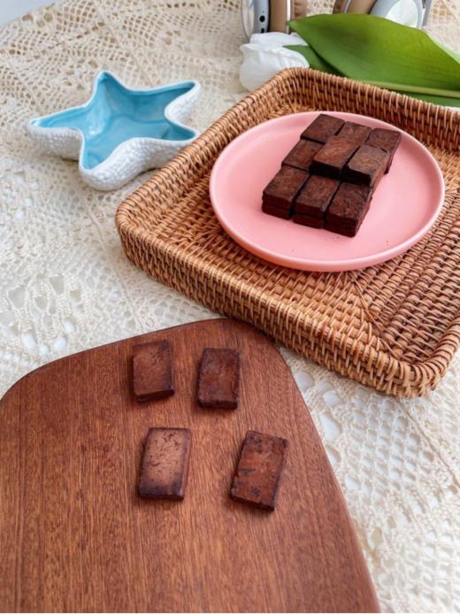 ✅【仓海蔬田日式生巧巧克力】🌸1、甜而不腻，香甜可口，🌻香气扑鼻。精选优质原料，🔺浓郁的巧克力满足咀嚼的严苛要求，✨ 商品图2