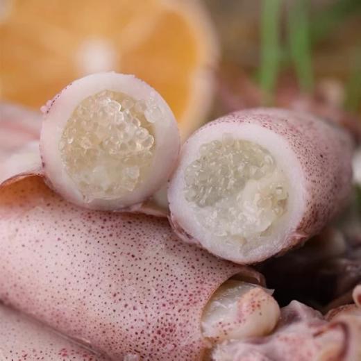 🍂【港点湾野生新鲜满籽鱿鱼籽乌】 ✅1、新年福利送2袋虾皮！🔥籽乌盛产于朝鲜湾纯净海域，是烧烤、炒菜🌸、火锅等的上等海鲜食材。 商品图2