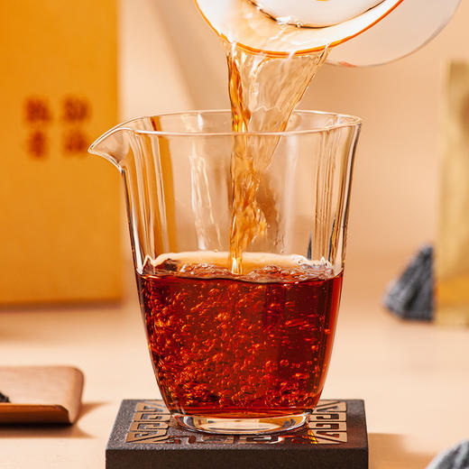 德丰昌普洱熟茶礼盒【勐海熟普】600克 商品图2