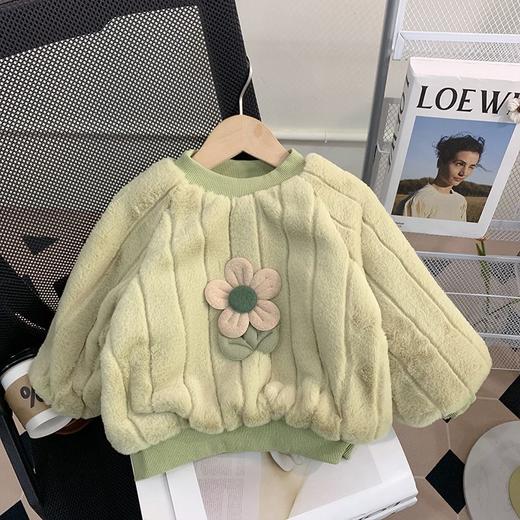 【柔软舒适，儿童专属暖意】女童冬装毛毛加绒卫衣2024春秋季新款，洋气儿童宝宝保暖加厚毛绒上衣，精致的剪裁和精美的图案使其更具时尚感和洋气感！ 商品图7