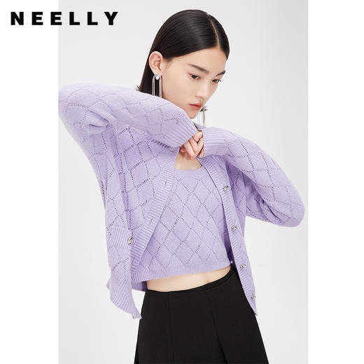 NEELLY纳俪商场同款春季针织开衫套装女紫色圆领爱心纽扣吊带背心N24021A01064 商品图0