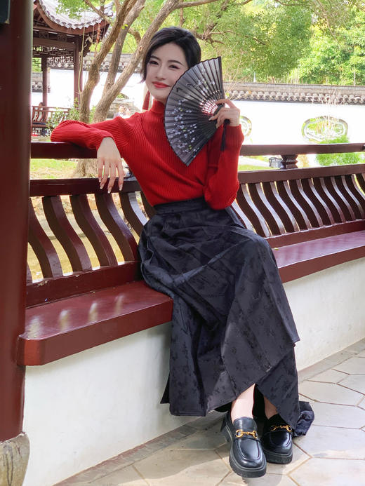 【百图lulu定制】【国风裙】苏绣  新中式 前幅平顺后腰弹力收褶 马面裙 商品图5