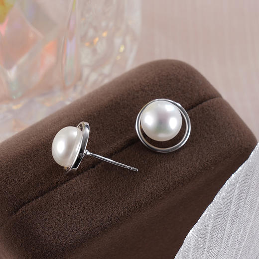 子佩集S925银珍珠耳钉【EM1193-XF】2401 商品图1
