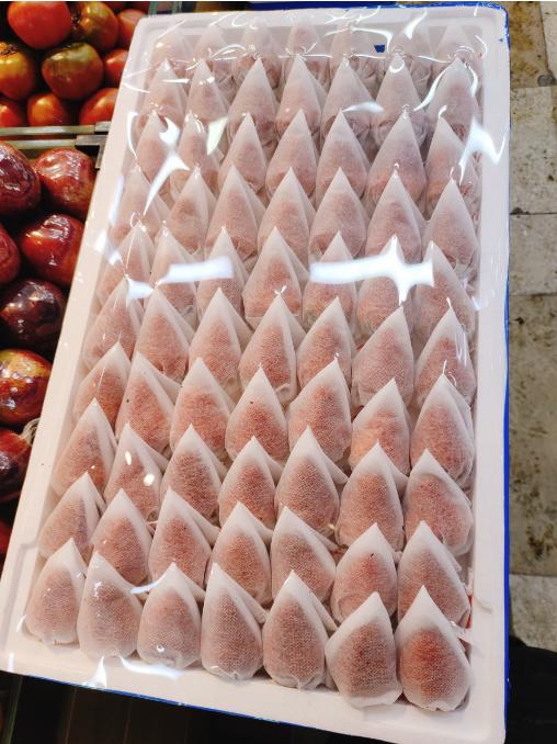 无菌套袋大板草莓一箱 商品图0