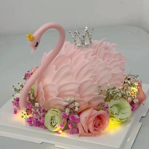 【魅力天鹅皇冠蛋糕】 商品图0